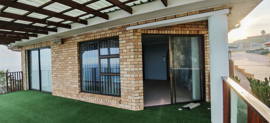 5 Bedroom Property for Sale in Dana Bay Western Cape